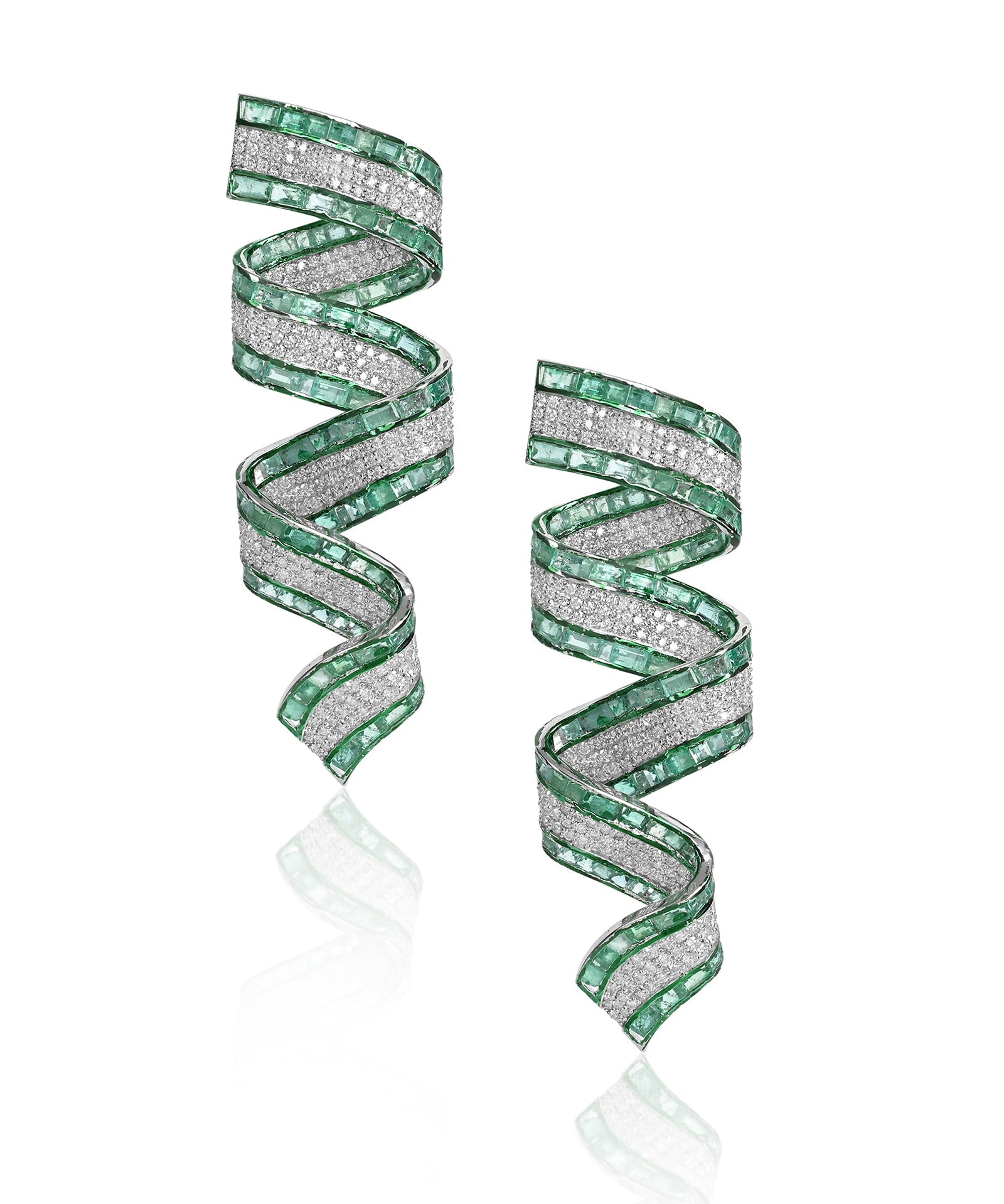 Emerald Confetti earrings | AMARIS JEWELS | Fine Jewelry 