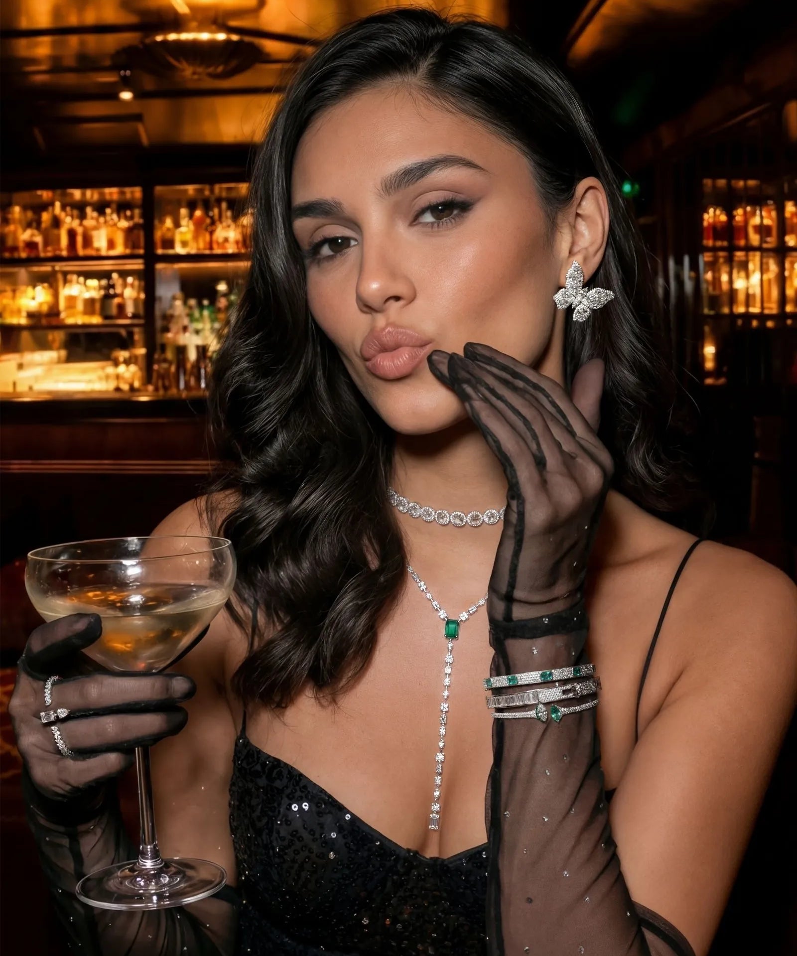 Emerald Core Lariat Necklace | AMARIS JEWELS | Fine Jewelry 