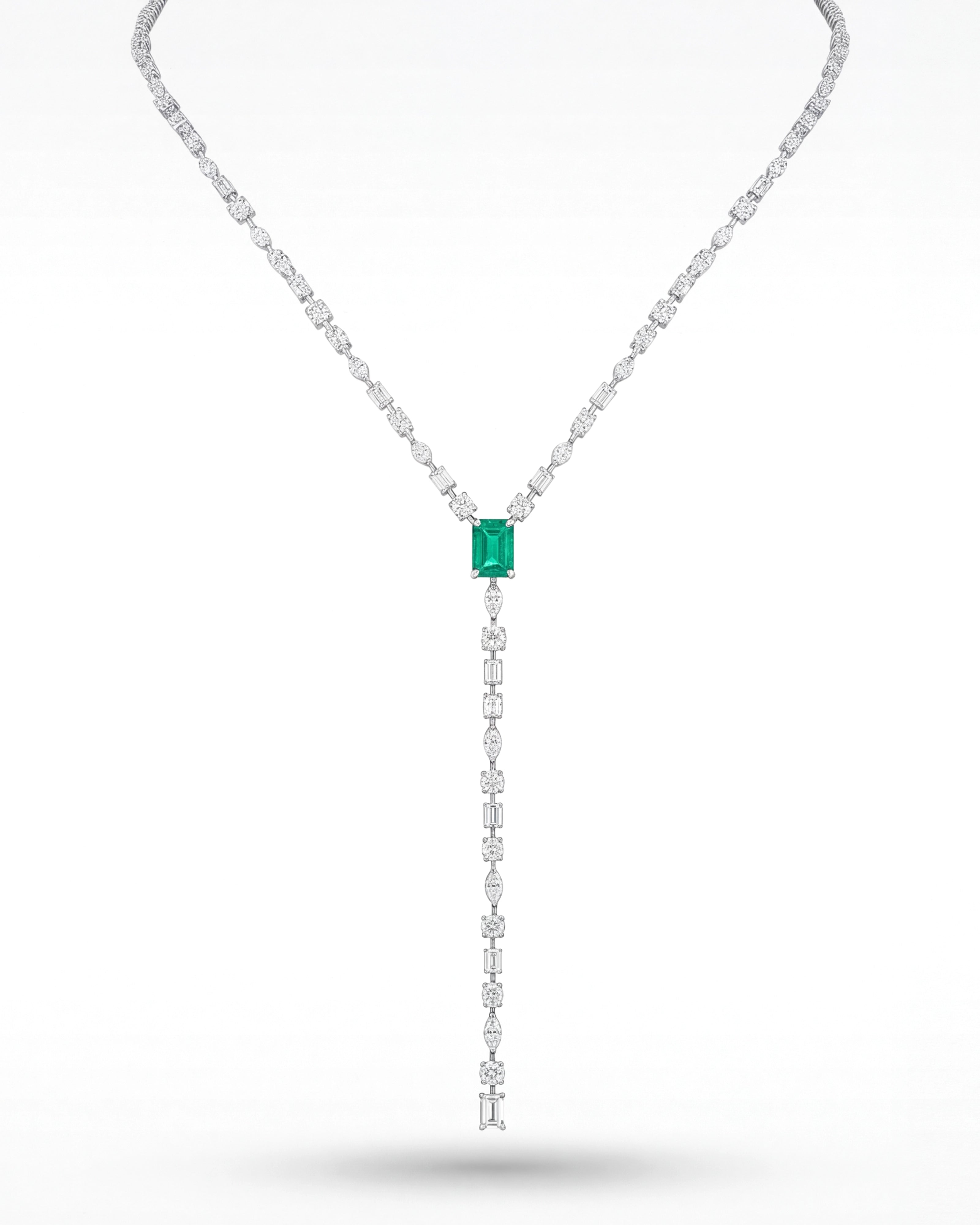 Emerald Core Lariat Necklace | AMARIS JEWELS | Fine Jewelry