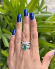 Emerald Cross Ring | AMARIS JEWELS | Fine Jewelry 