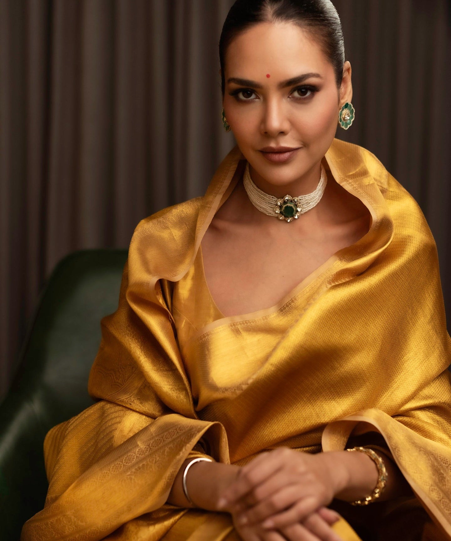 Emerald Daffodil Earrings | AMARIS JEWELS | Fine Jewelry 