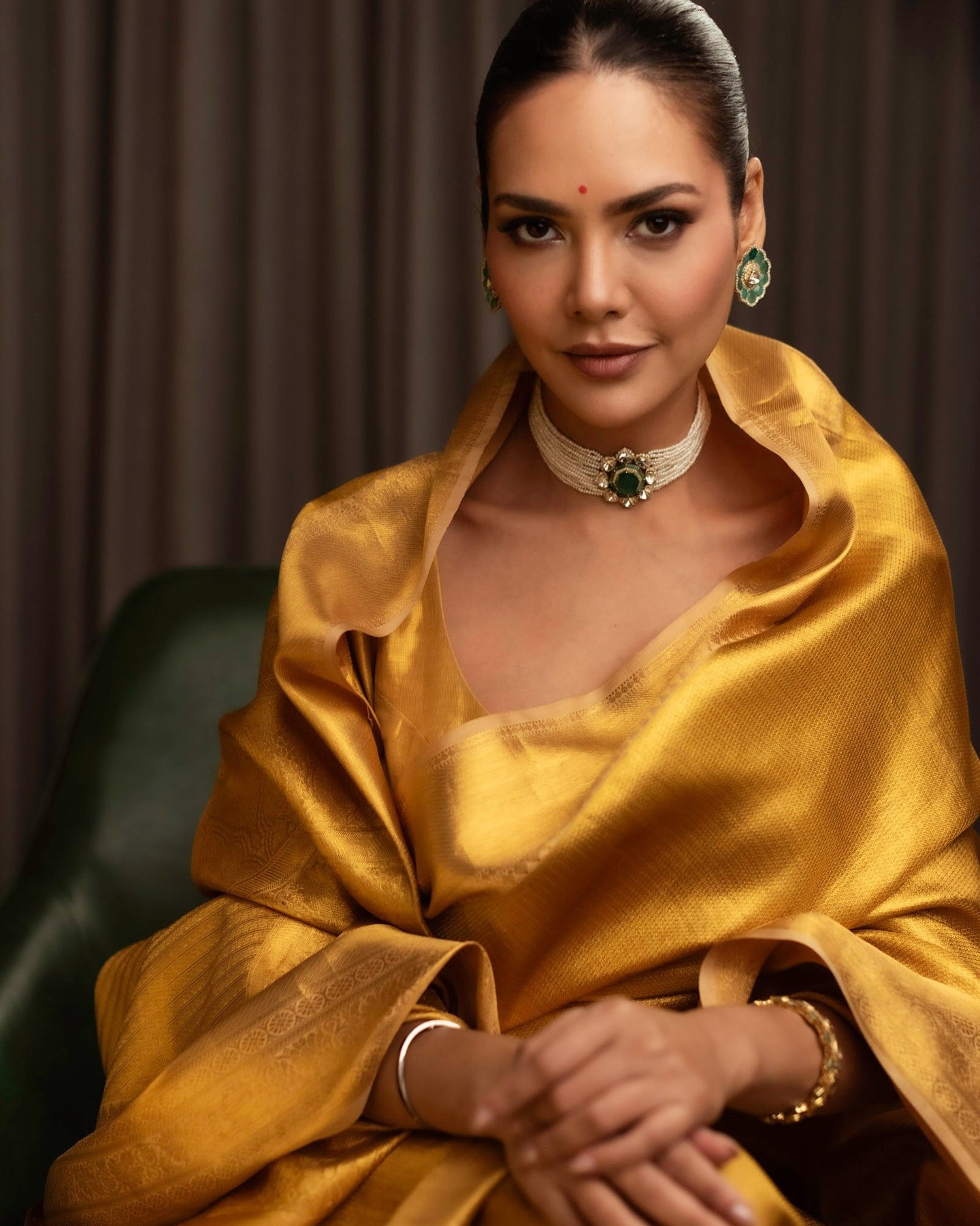 Emerald Daffodil Earrings | AMARIS JEWELS | Fine Jewelry