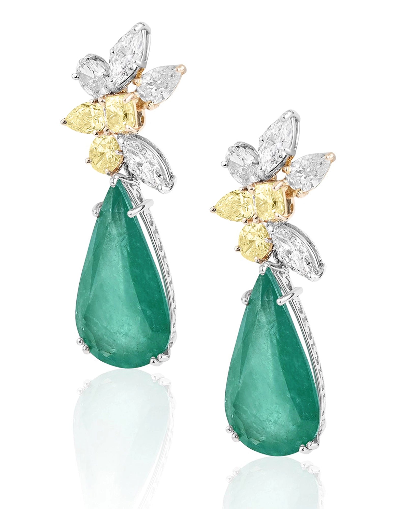 Emerald Descent Earrings | AMARIS JEWELS | Fine Jewelry 
