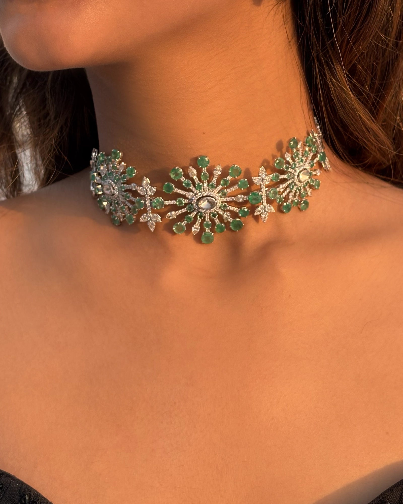 Emerald Dew Drops Choker | AMARIS JEWELS | Fine Jewelry 
