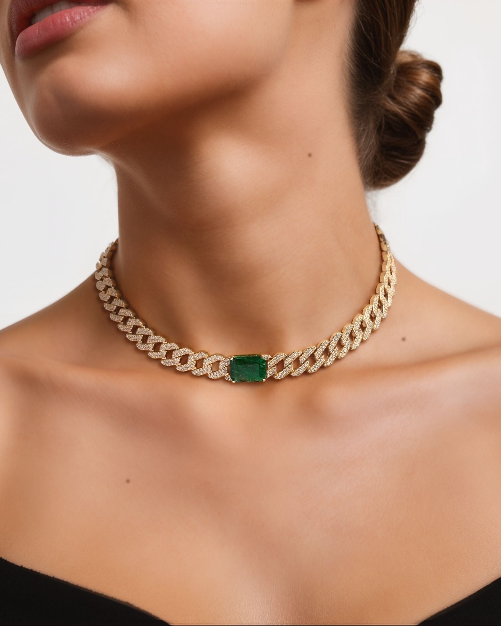 Emerald Drip Curb Chain | AMARIS JEWELS | Fine Jewelry 