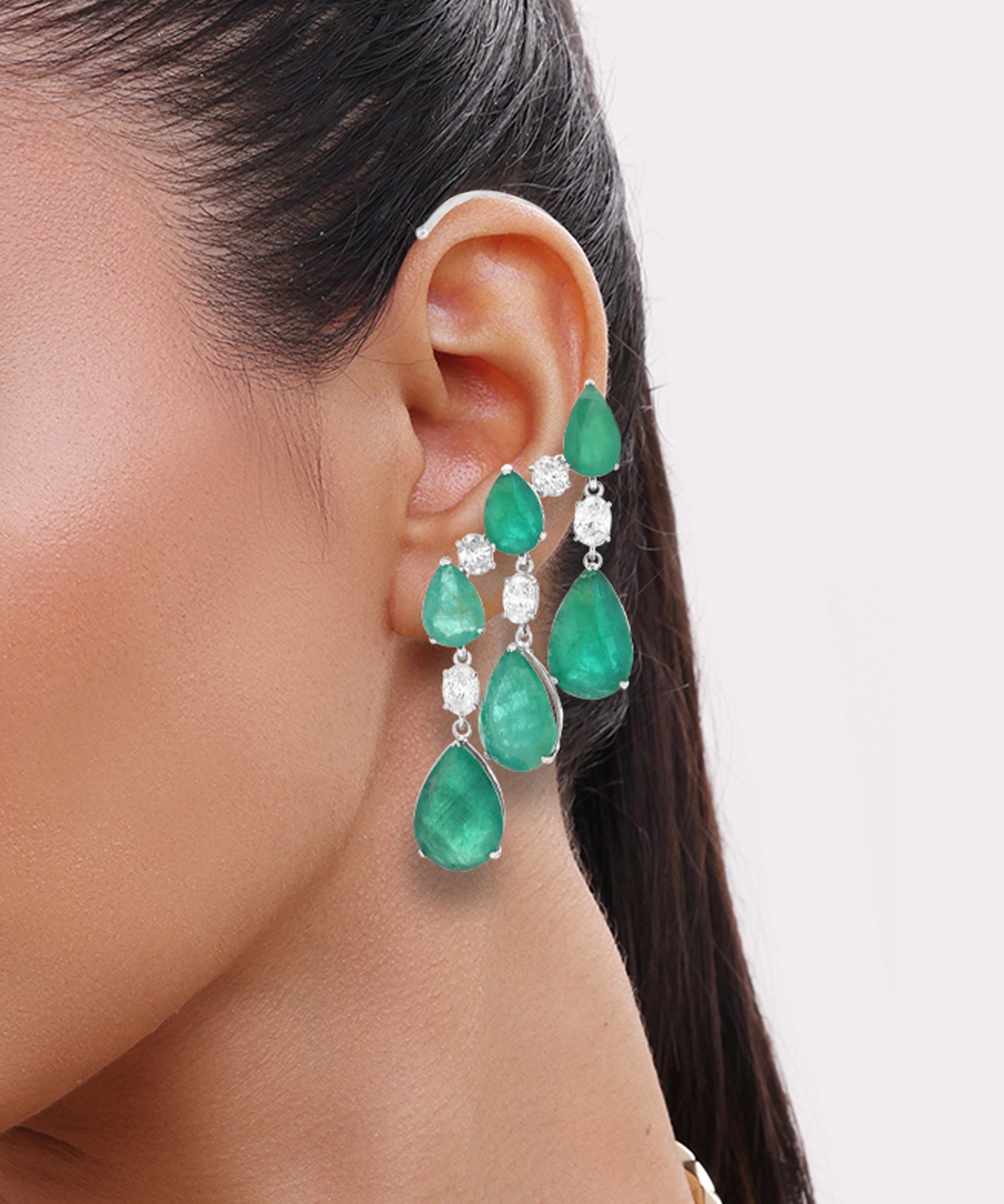 Emerald Drip Earrings | AMARIS JEWELS | Fine Jewelry 