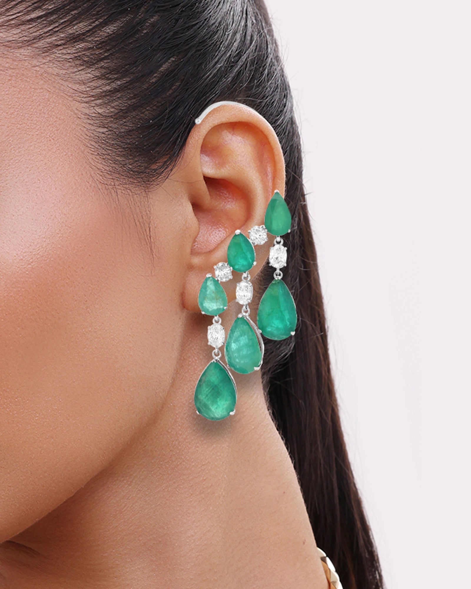 Emerald Drip Earrings | AMARIS JEWELS | Fine Jewelry 