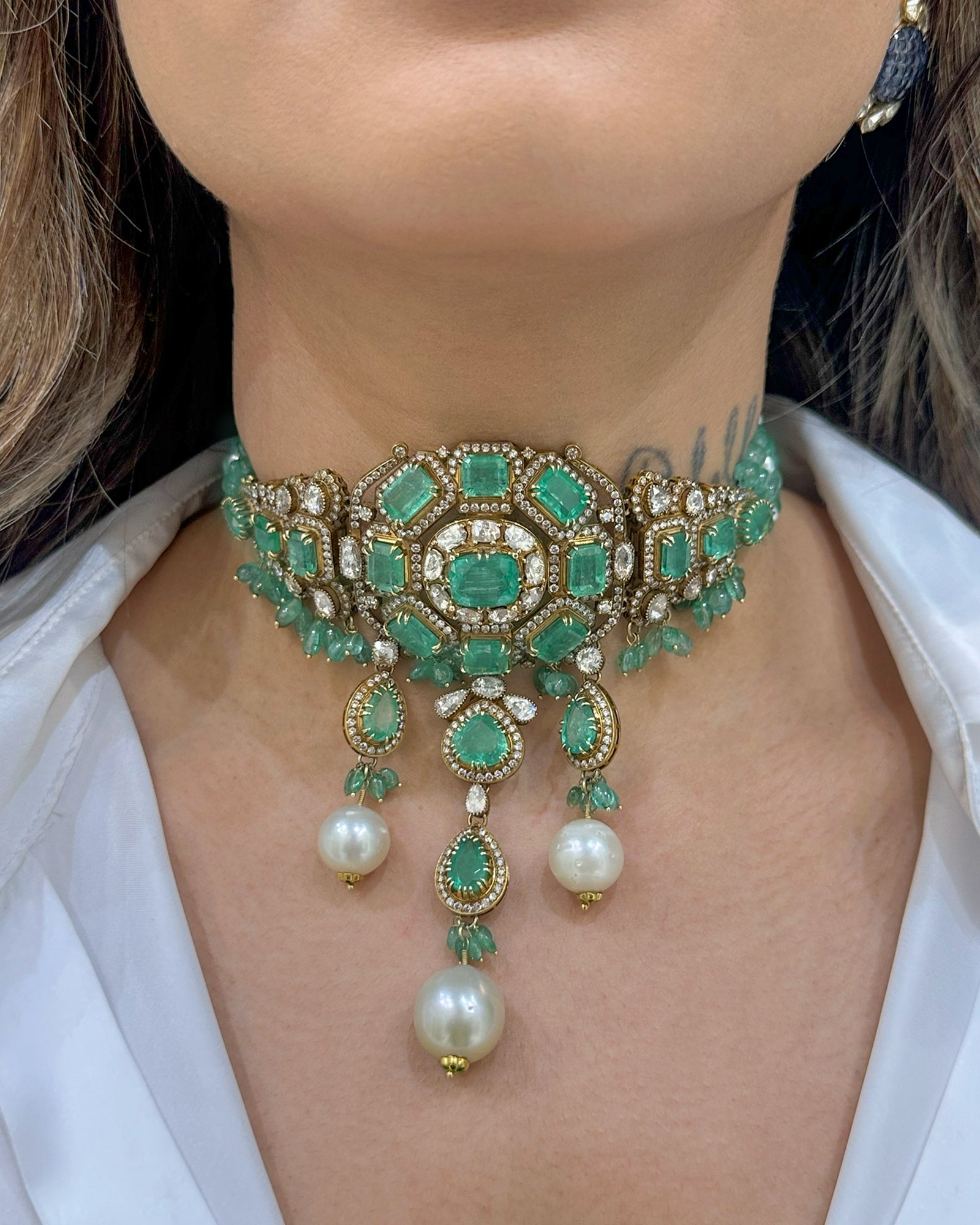 Emerald Durbar Choker | AMARIS JEWELS | Fine Jewelry 