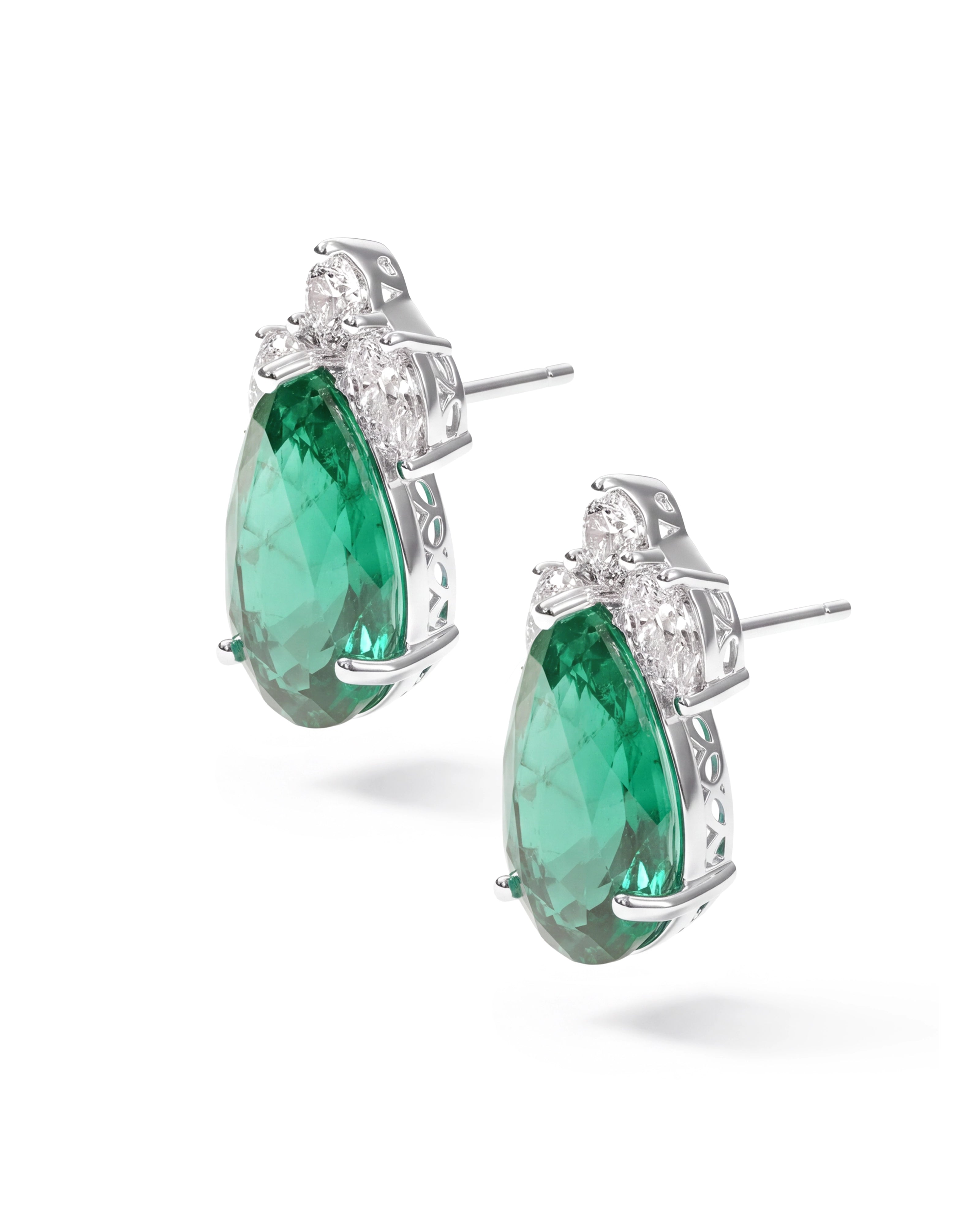 Emerald Envy Earrings | AMARIS JEWELS | Fine Jewelry