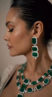 Emerald Estate Earrings | AMARIS JEWELS | Fine Jewelry 