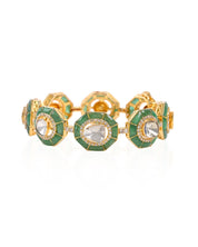 Emerald Hour Bangle | AMARIS JEWELS | Fine Jewelry 