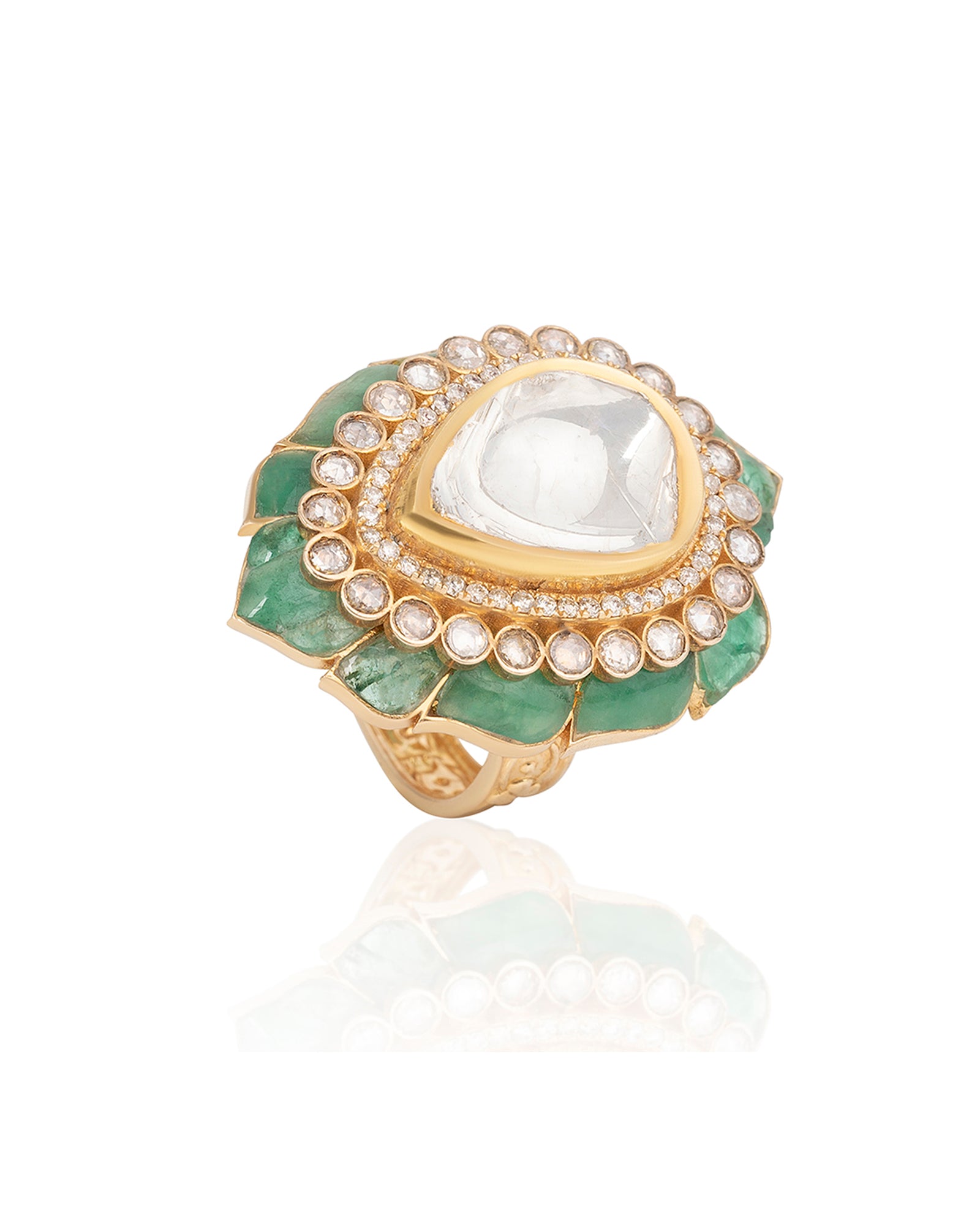 Emerald Lotus Ring | AMARIS JEWELS | Fine Jewelry 