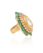 Emerald Lotus Ring | AMARIS JEWELS | Fine Jewelry 