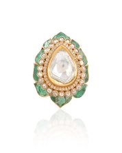 Emerald Lotus Ring | AMARIS JEWELS | Fine Jewelry 