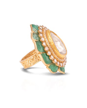 Emerald Lotus Ring | AMARIS JEWELS | Fine Jewelry