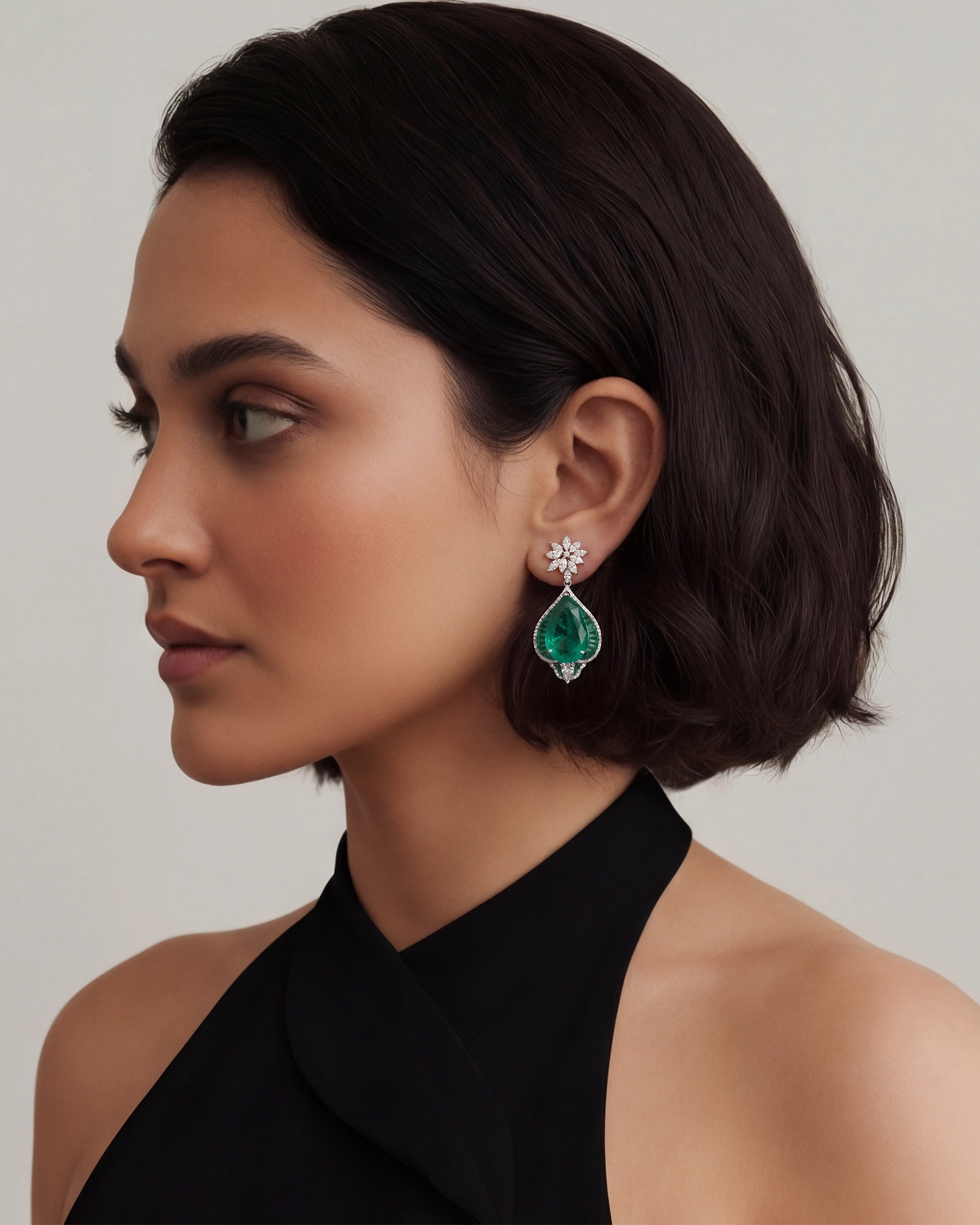 Emerald Mischief Earrings | AMARIS JEWELS | Fine Jewelry 