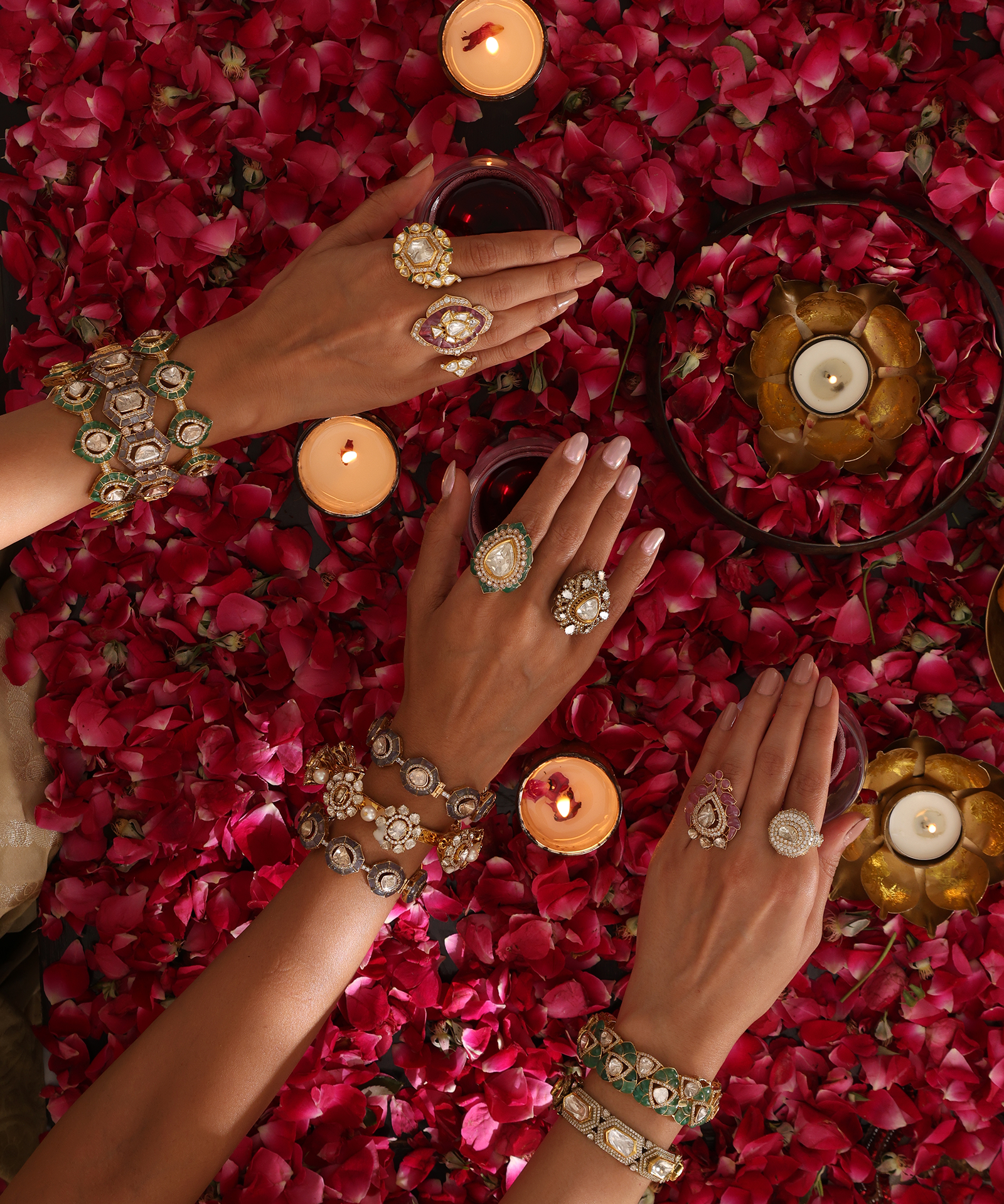 Emerald OTT Bangle | AMARIS JEWELS | Fine Jewelry 