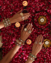 Emerald OTT Bangle | AMARIS JEWELS | Fine Jewelry 