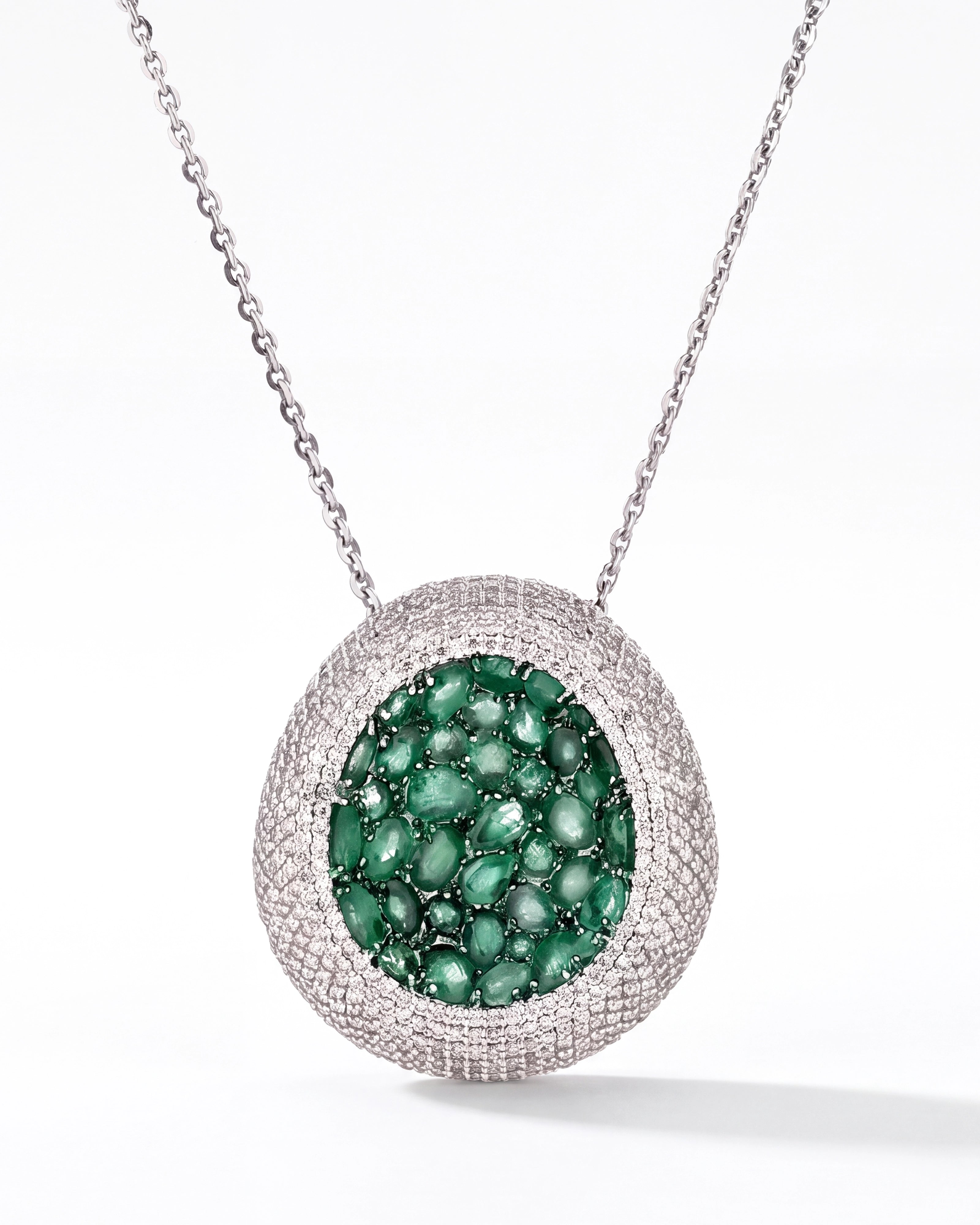 Emerald Oasis Pendant | AMARIS JEWELS | Fine Jewelry