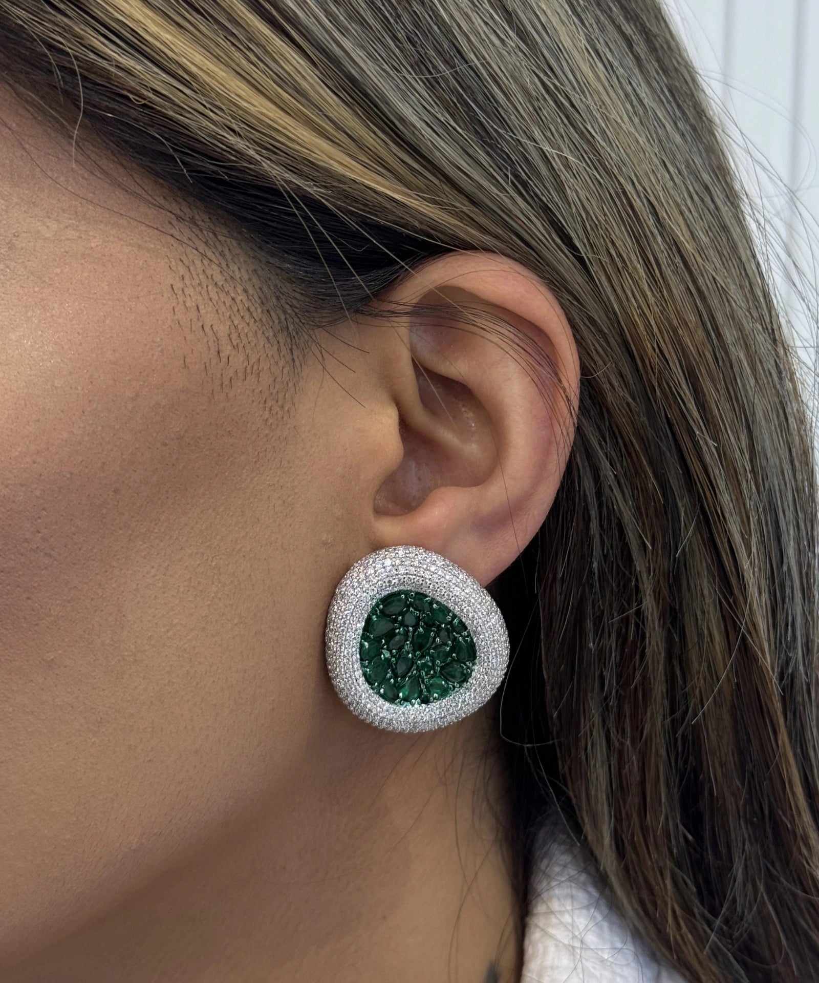 Emerald Oasis Studs | AMARIS JEWELS | Fine Jewelry 