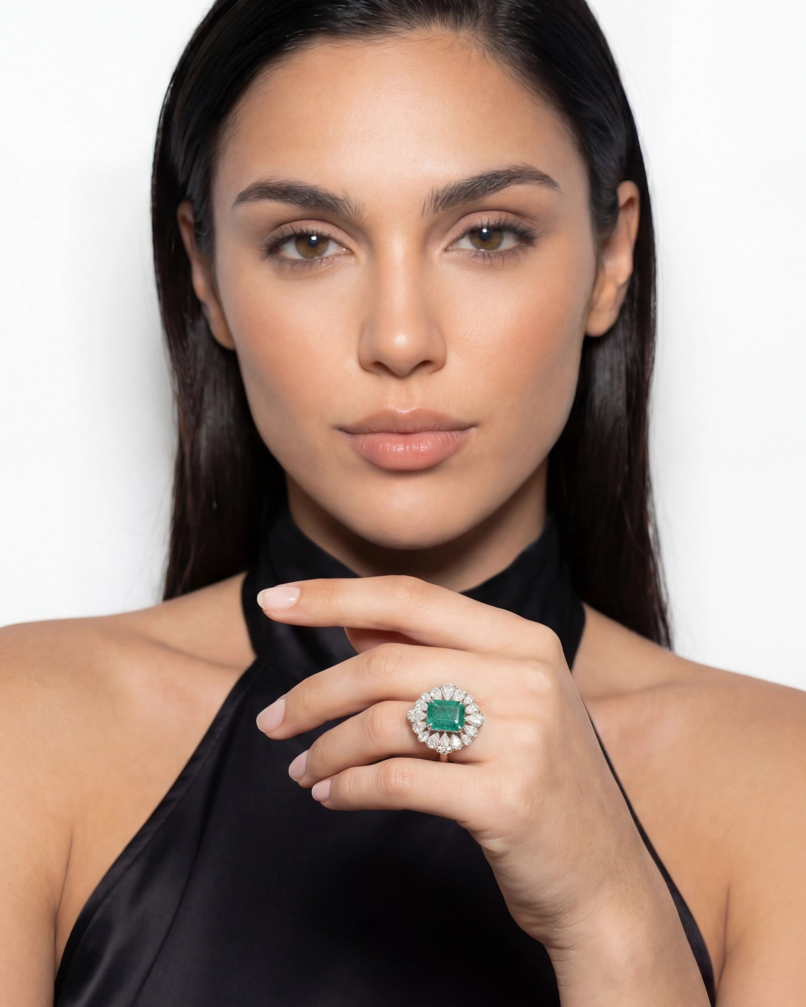 Emerald Orbit Ring | AMARIS JEWELS | Fine Jewelry 