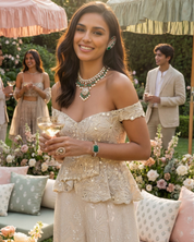 Emerald Paisley Ring | AMARIS JEWELS | Fine Jewelry 