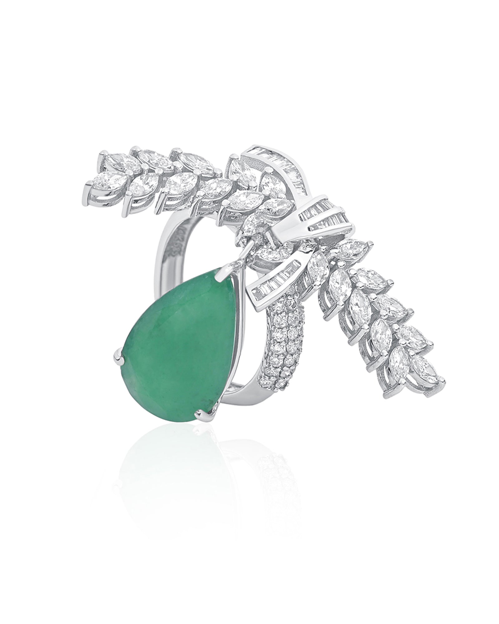 Emerald Plume Emerald Ring | AMARIS JEWELS | Fine Jewelry 