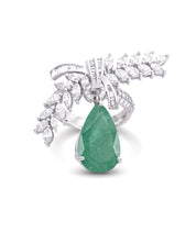 Emerald Plume Emerald Ring | AMARIS JEWELS | Fine Jewelry