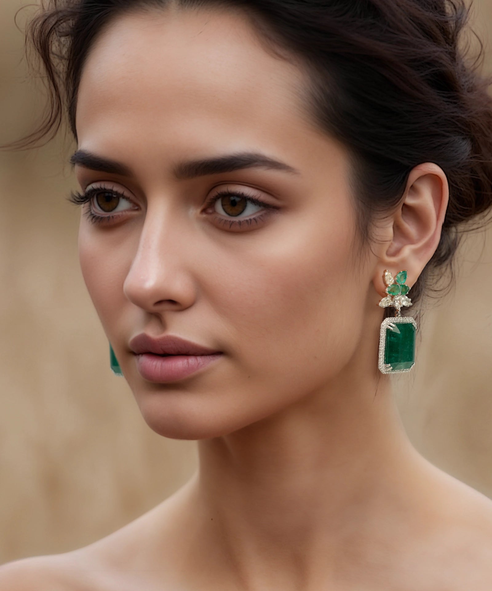 Emerald Revolution Earrings | AMARIS JEWELS | Fine Jewelry 