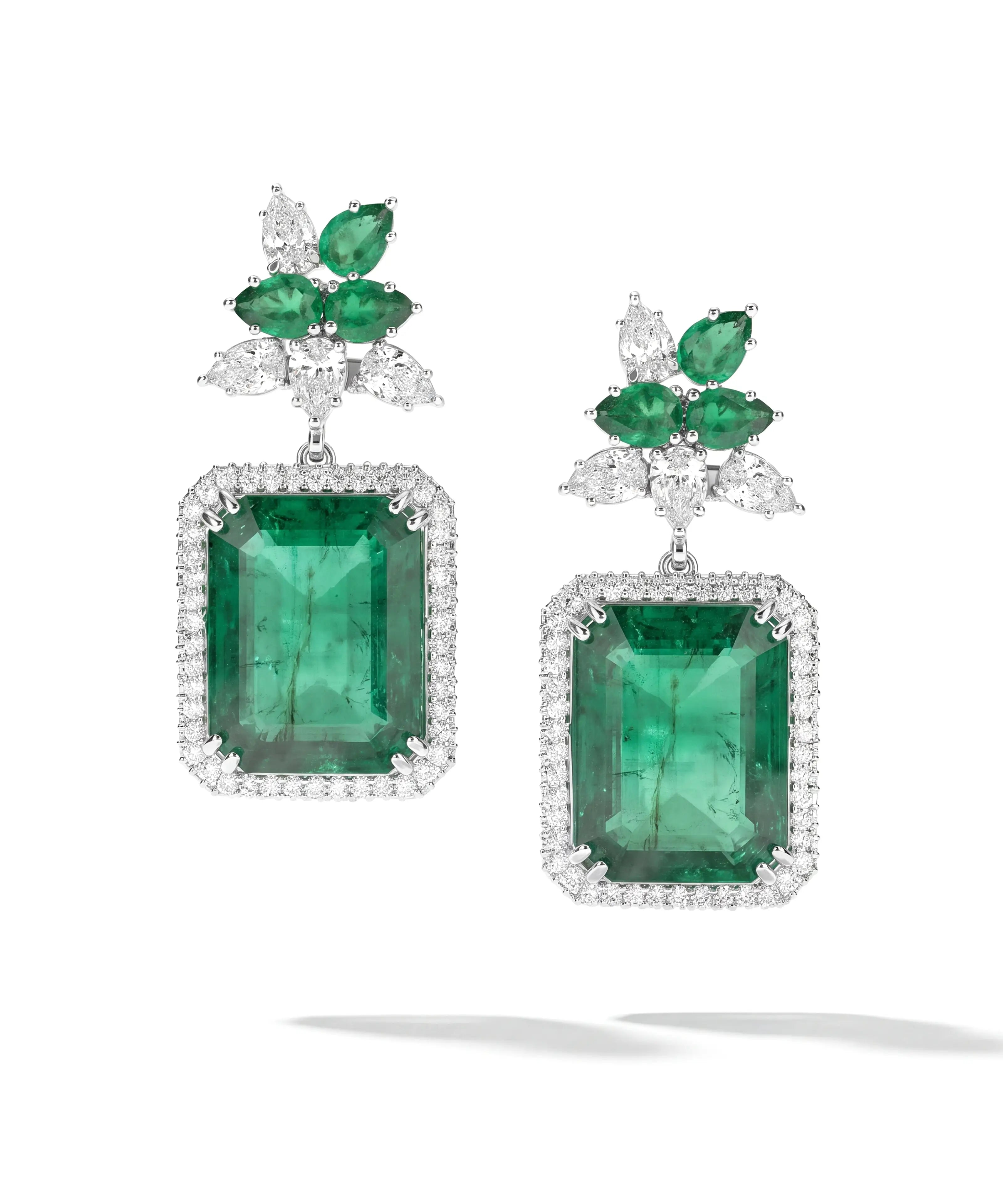 Emerald-Revolution-Earrings_1.webp