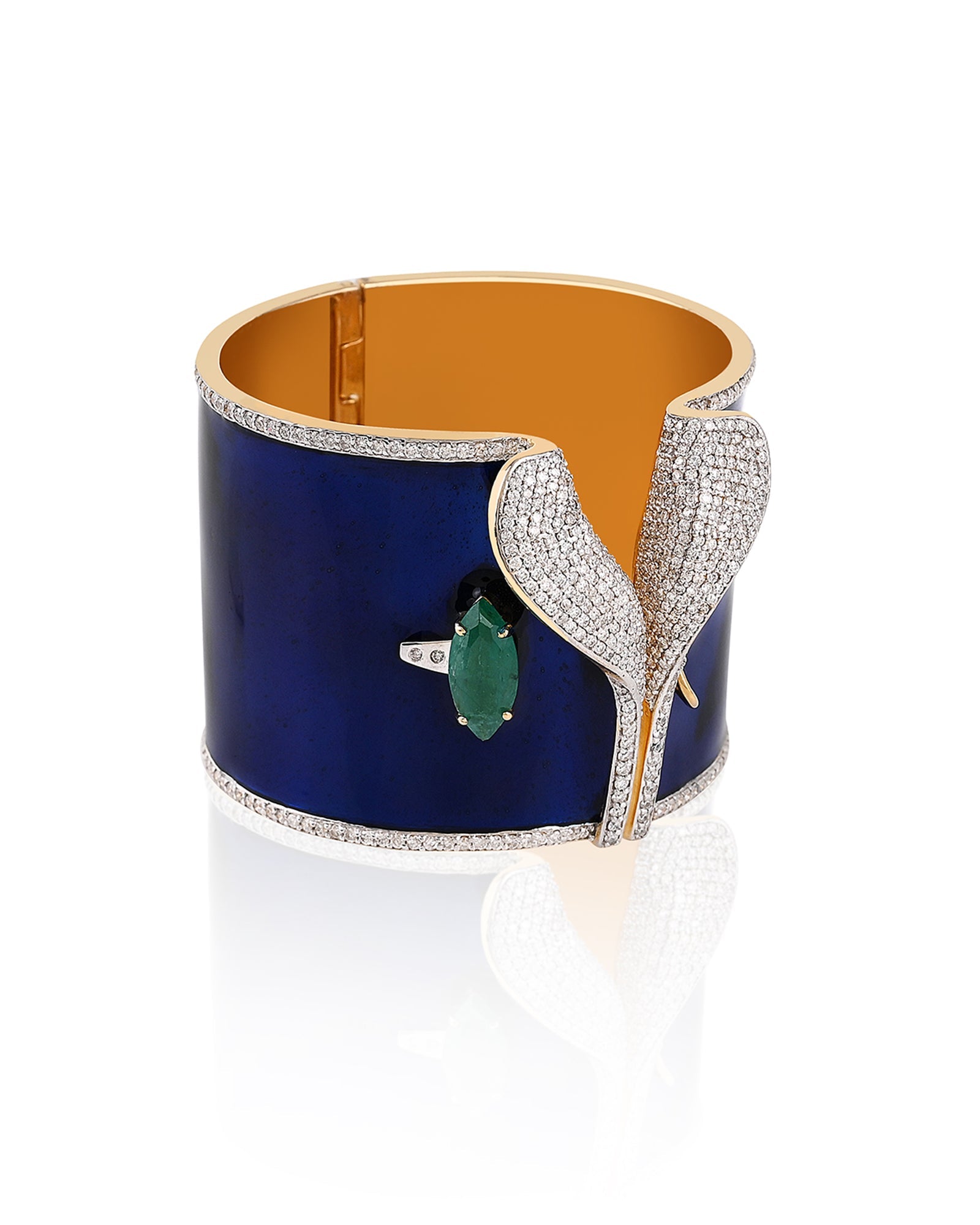 Emerald Sea Cuff | AMARIS JEWELS | Fine Jewelry 