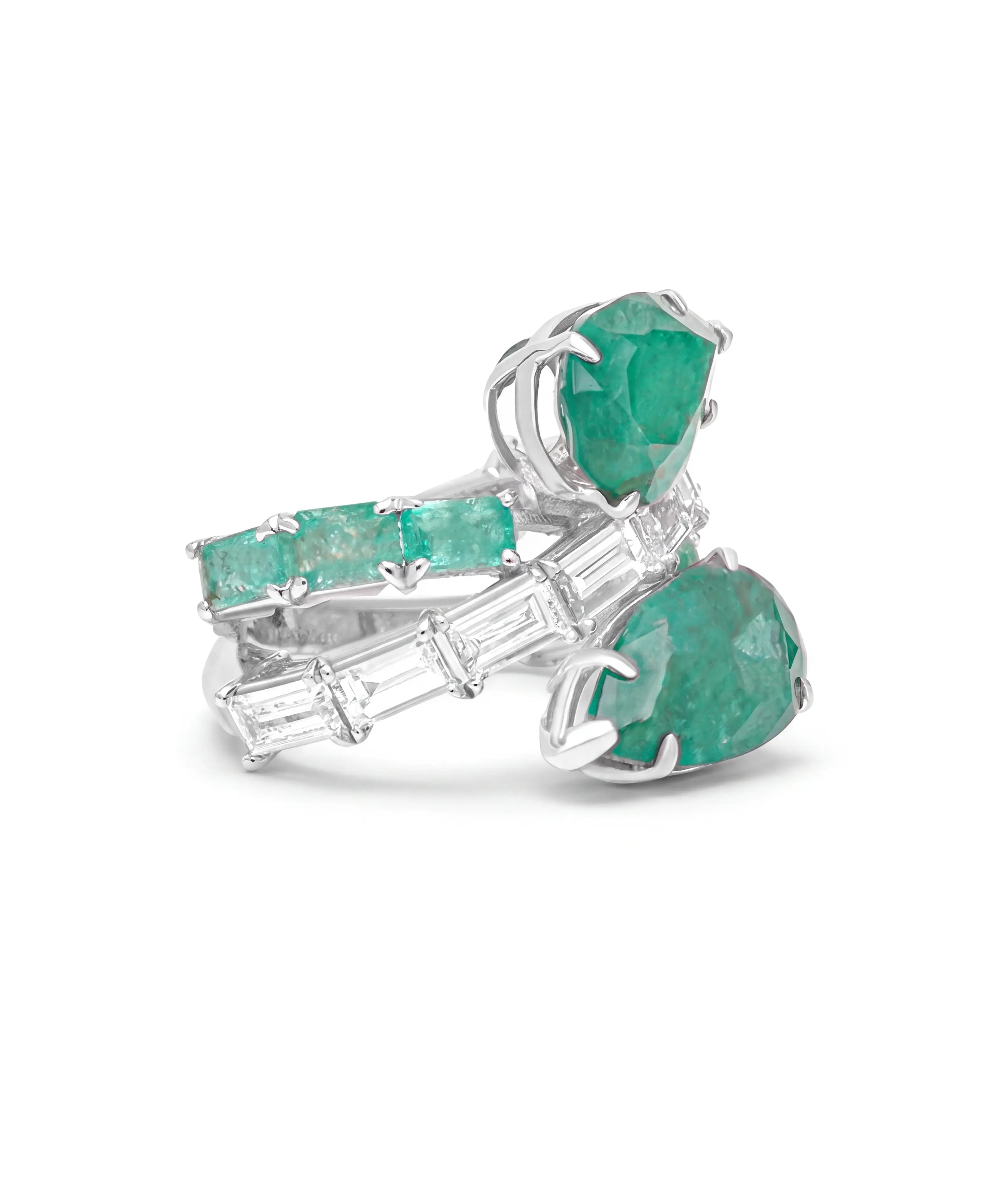 Emerald Serenade Ring | AMARIS JEWELS | Fine Jewelry