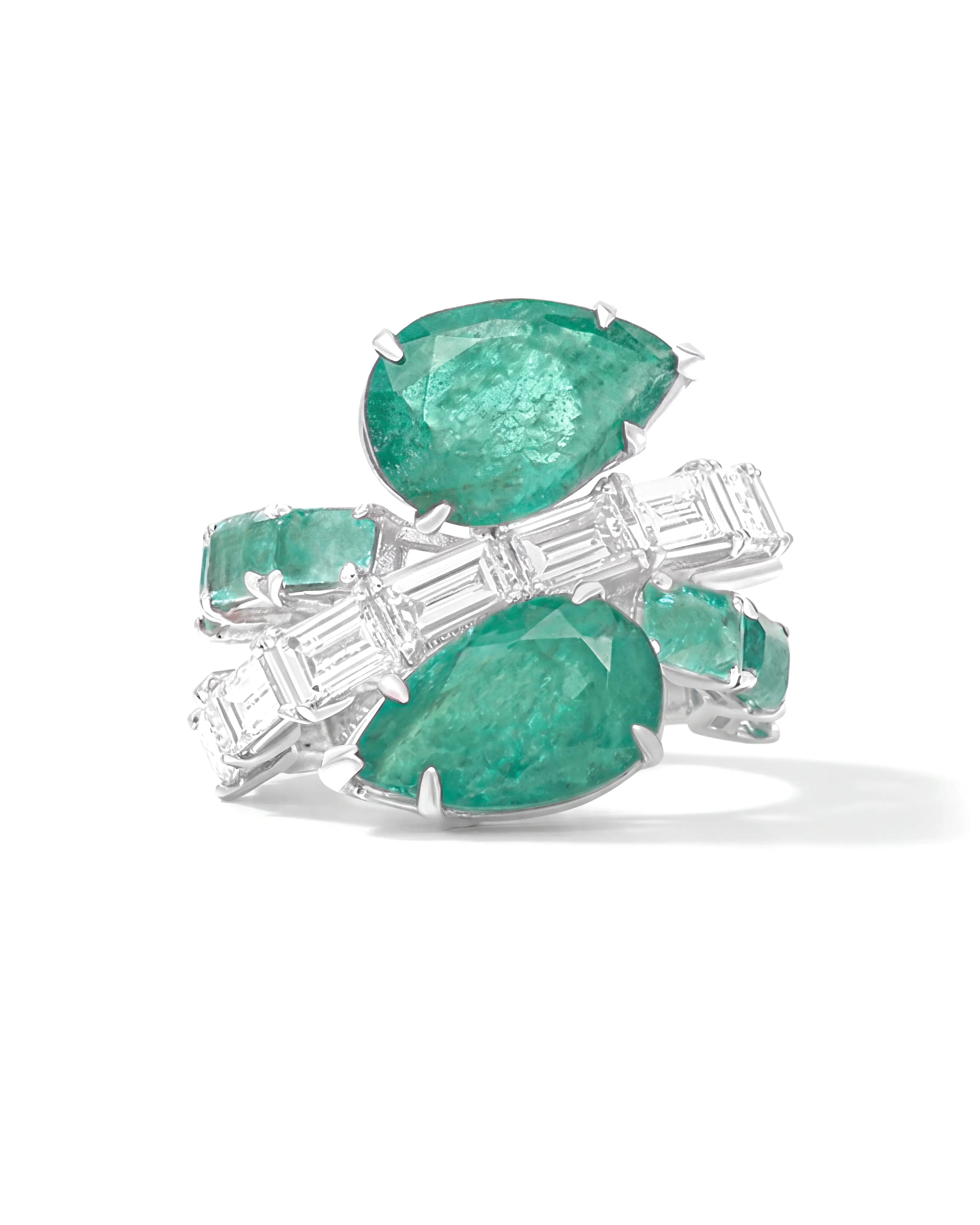 Emerald Serenade Ring | AMARIS JEWELS | Fine Jewelry
