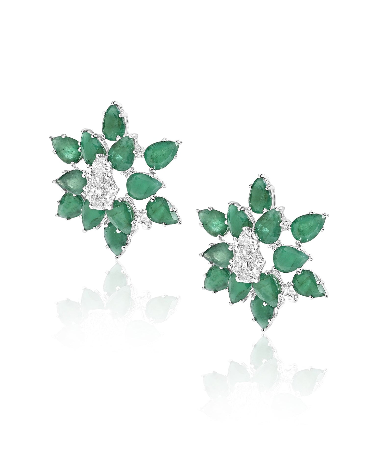 Emerald Star Earrings | AMARIS JEWELS | Fine Jewelry 