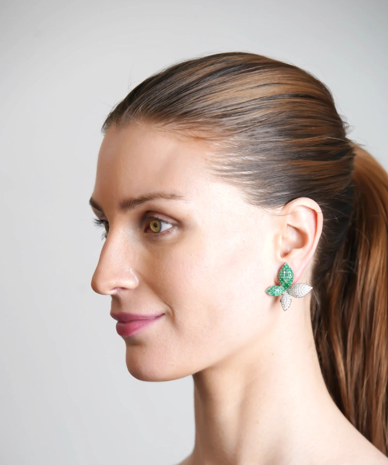 Emerald Summer Muse Earrings | AMARIS JEWELS | Fine Jewelry 