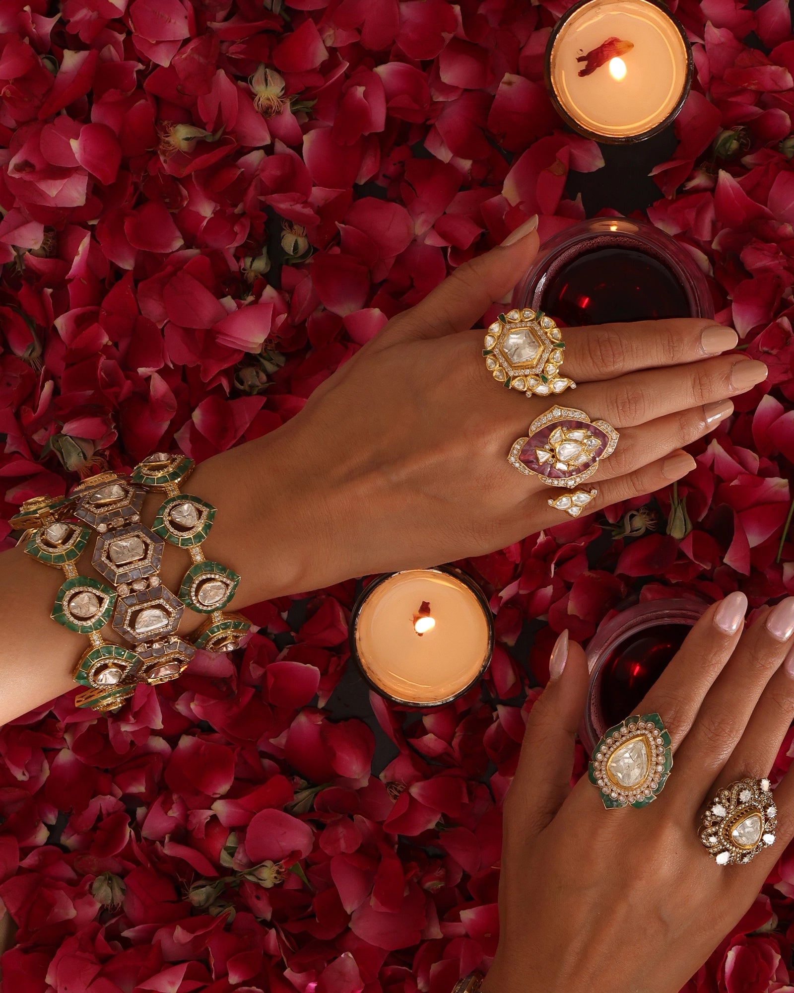 Emerald Treasure Bangle | AMARIS JEWELS | Fine Jewelry 