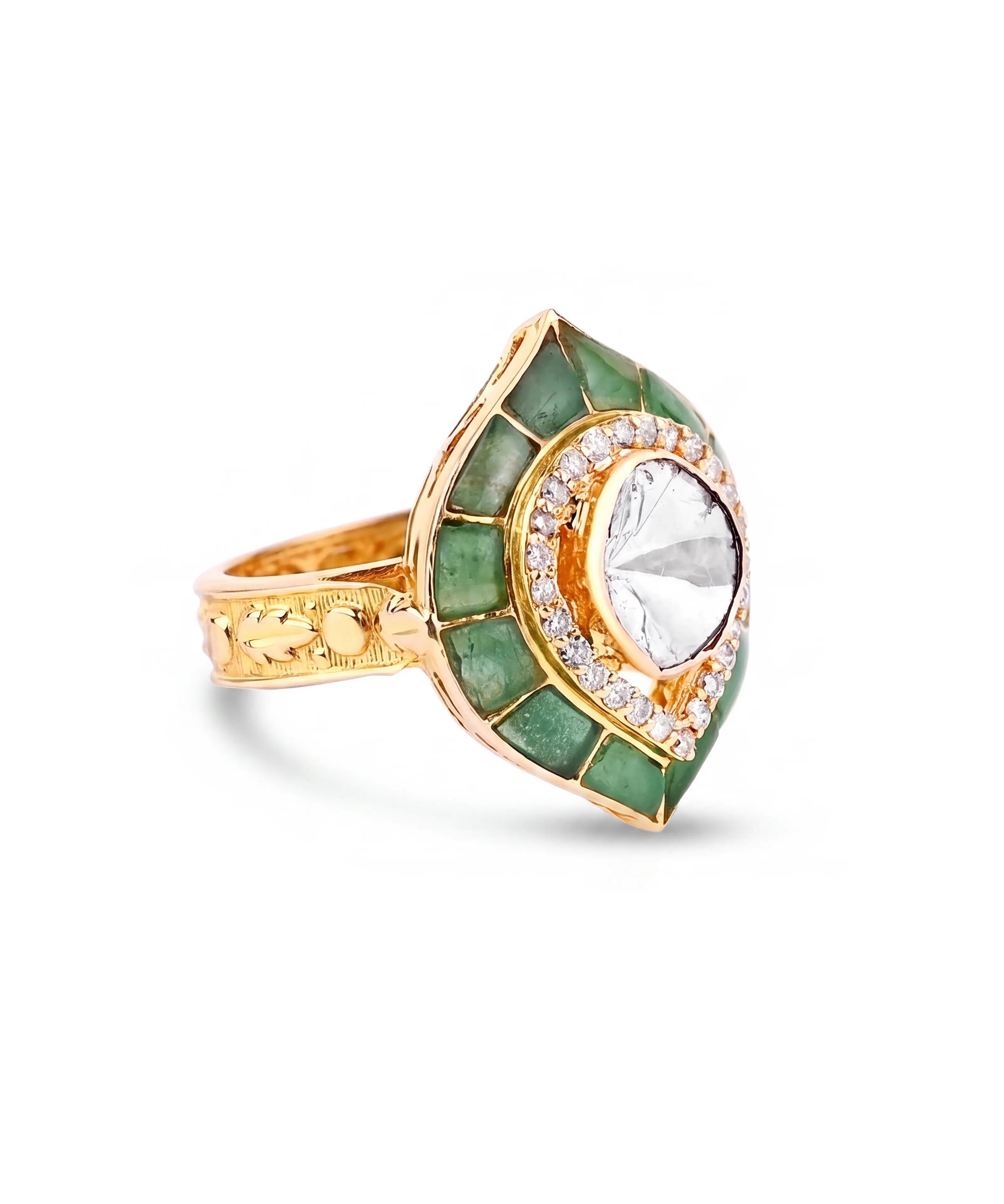 Emerald Treasure Ring | AMARIS JEWELS | Fine Jewelry