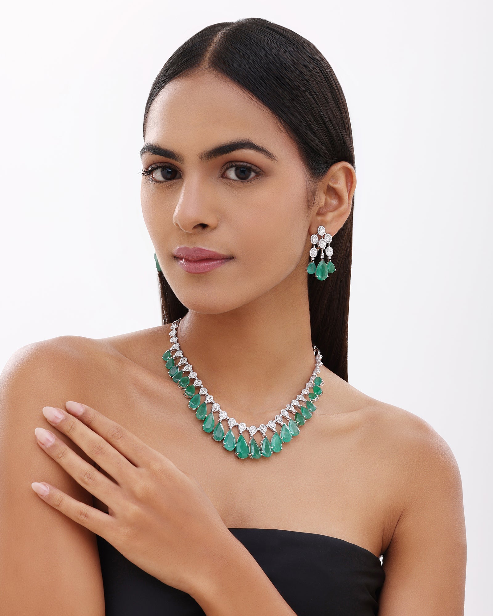 Emerald Waterfall 2.0 Earrings | AMARIS JEWELS | Fine Jewelry 