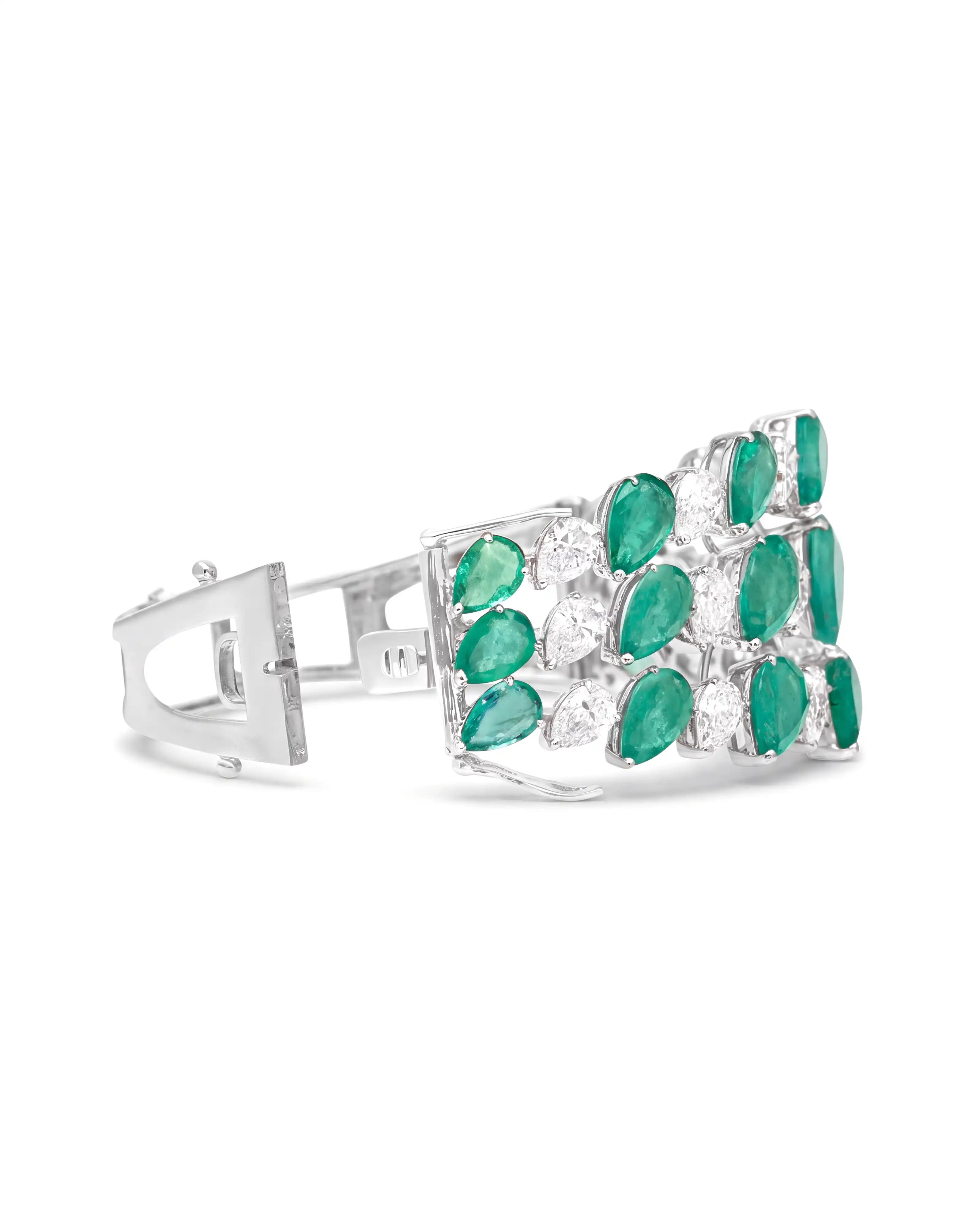 Emerald Raindrop Cuff