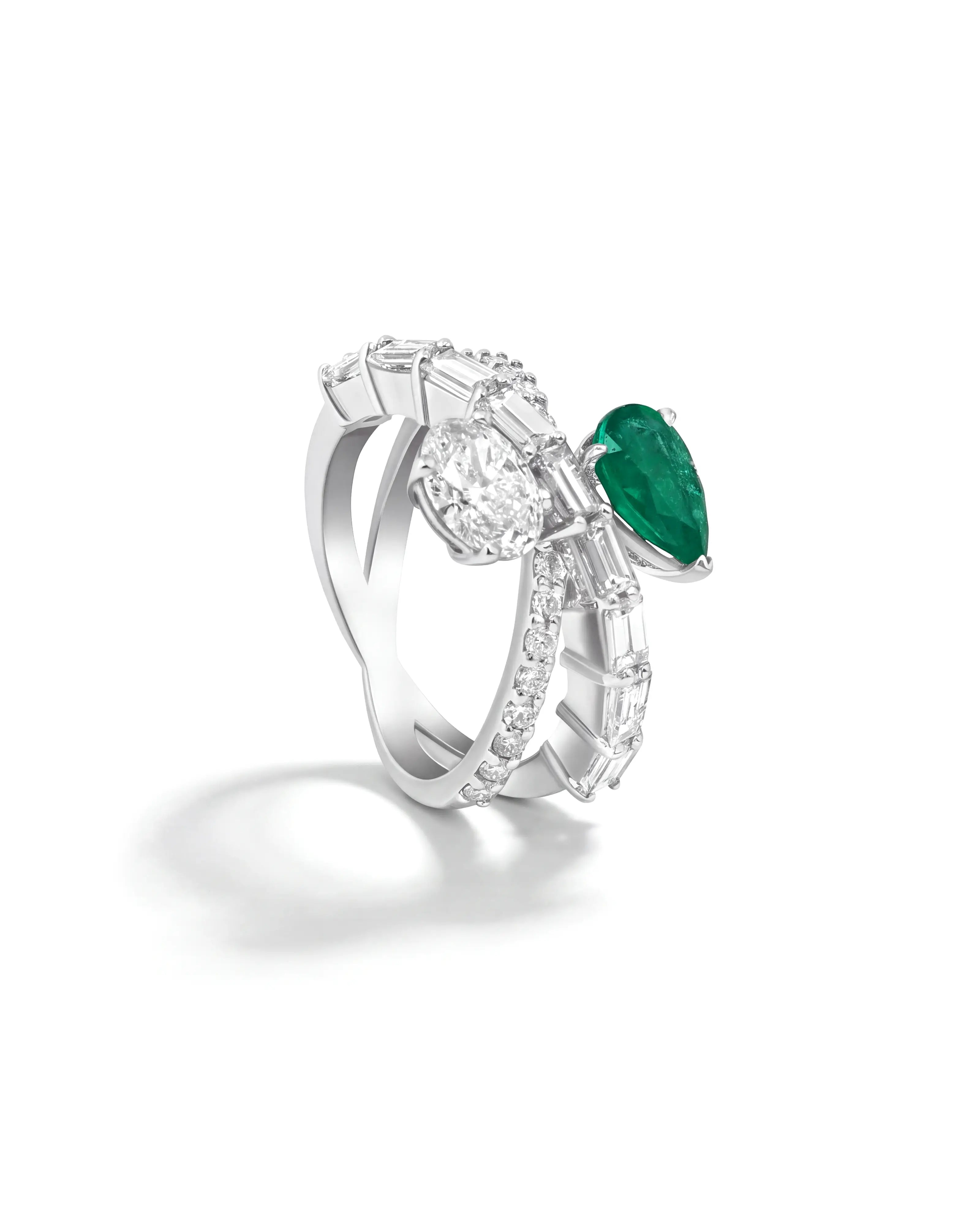 Emerald Nova Ring