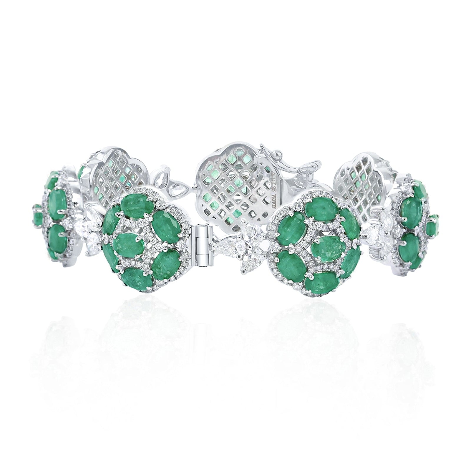 Envy Me Emerald Bangle | AMARIS JEWELS | Fine Jewelry 