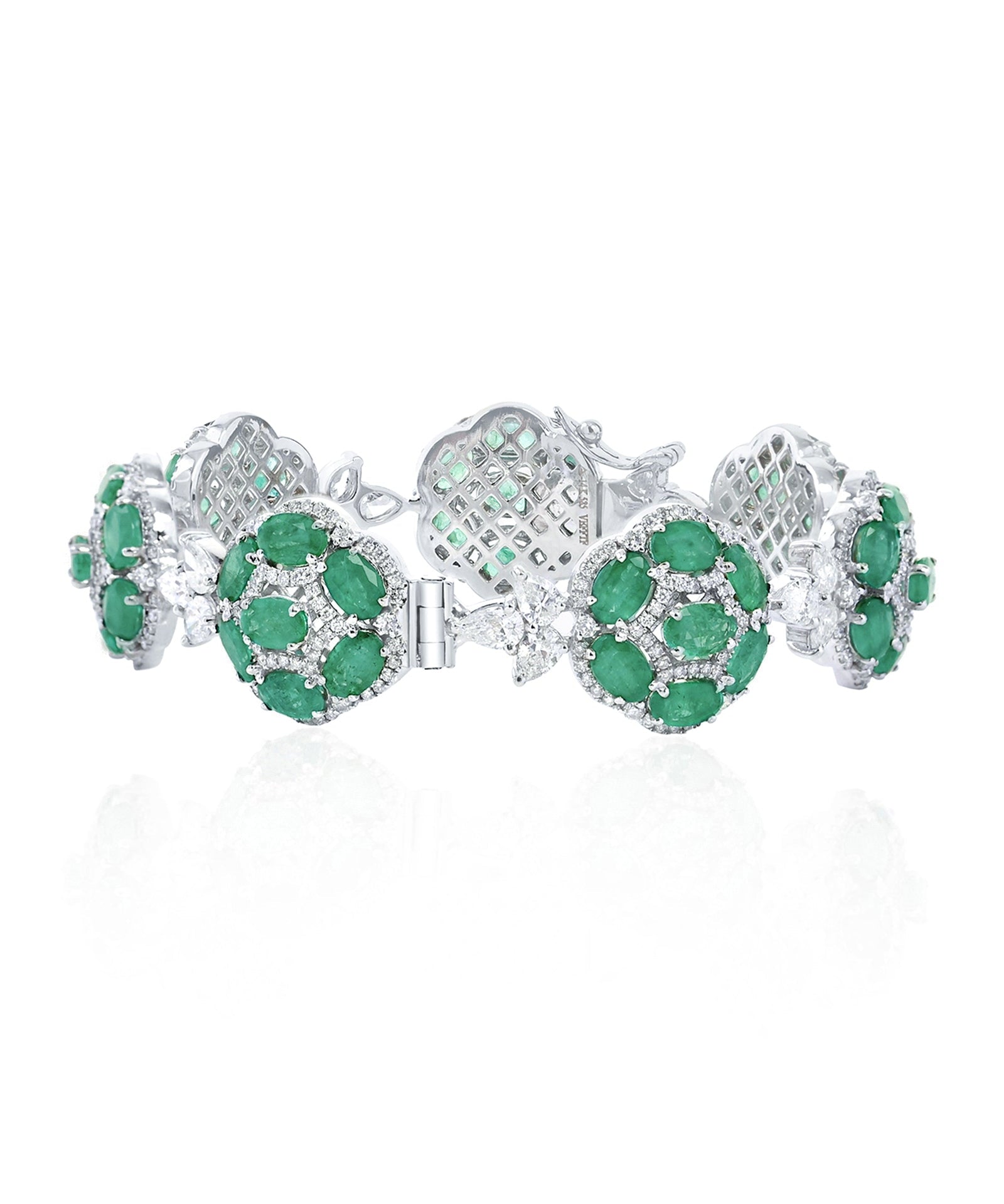 Envy Me Emerald Bangle | AMARIS JEWELS | Fine Jewelry 