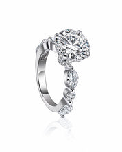 Ever after Ring | AMARIS JEWELS | Fine Jewelry