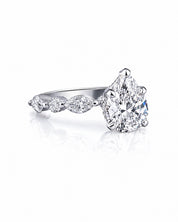Ever after Ring | AMARIS JEWELS | Fine Jewelry