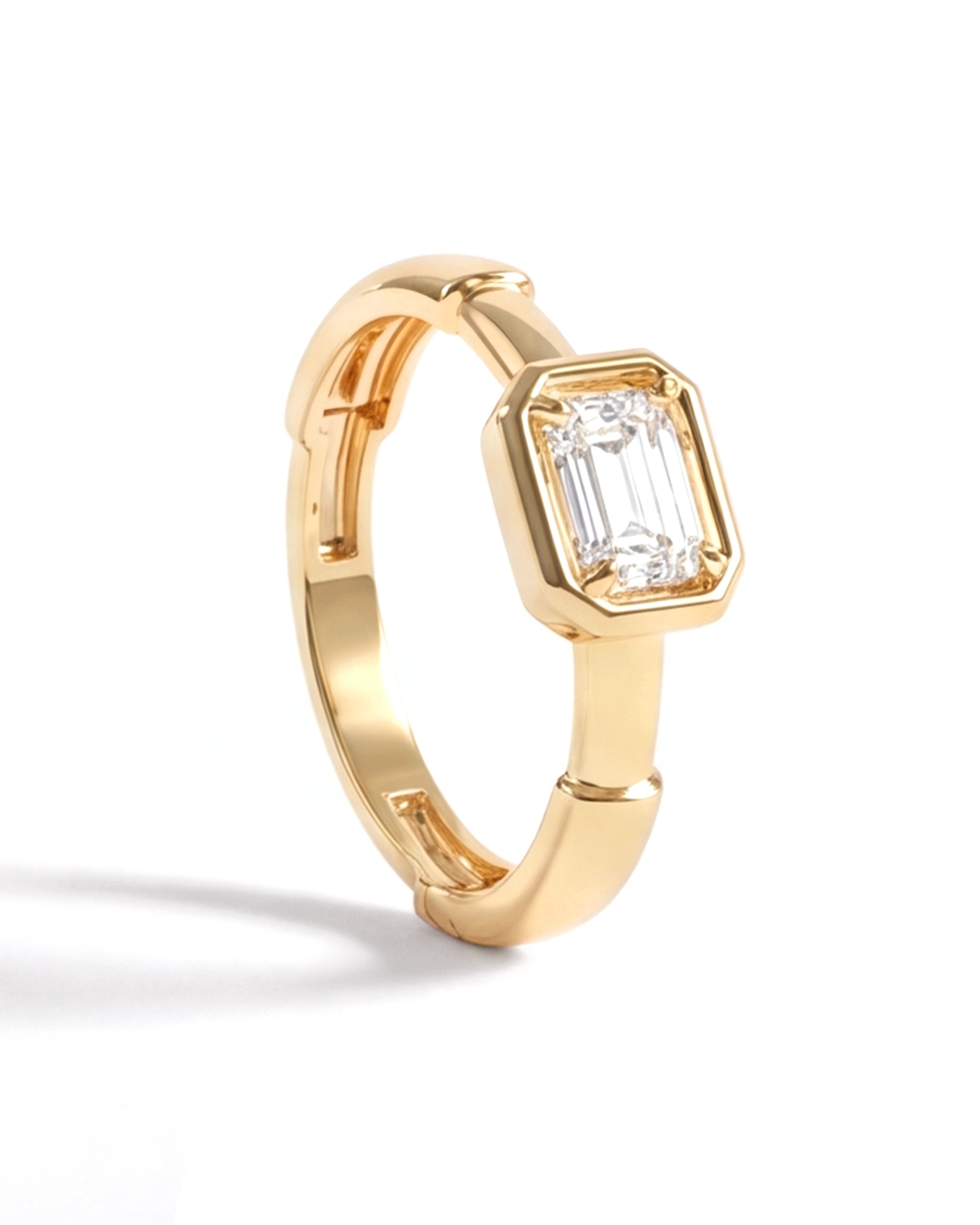 Facet Pause Ring | AMARIS JEWELS | Fine Jewelry