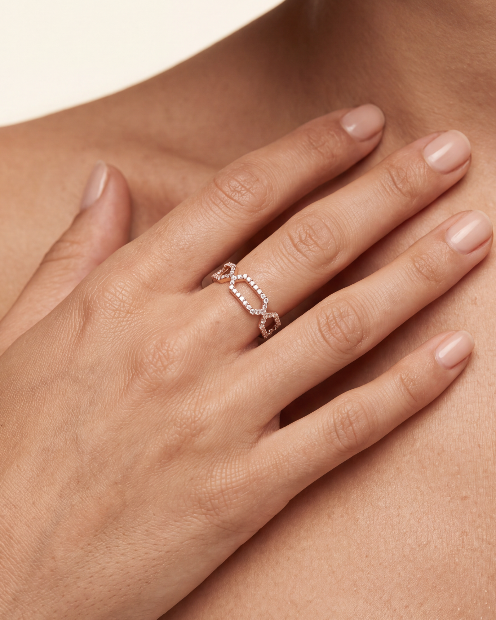 Flex Loop Ring | AMARIS JEWELS | Fine Jewelry