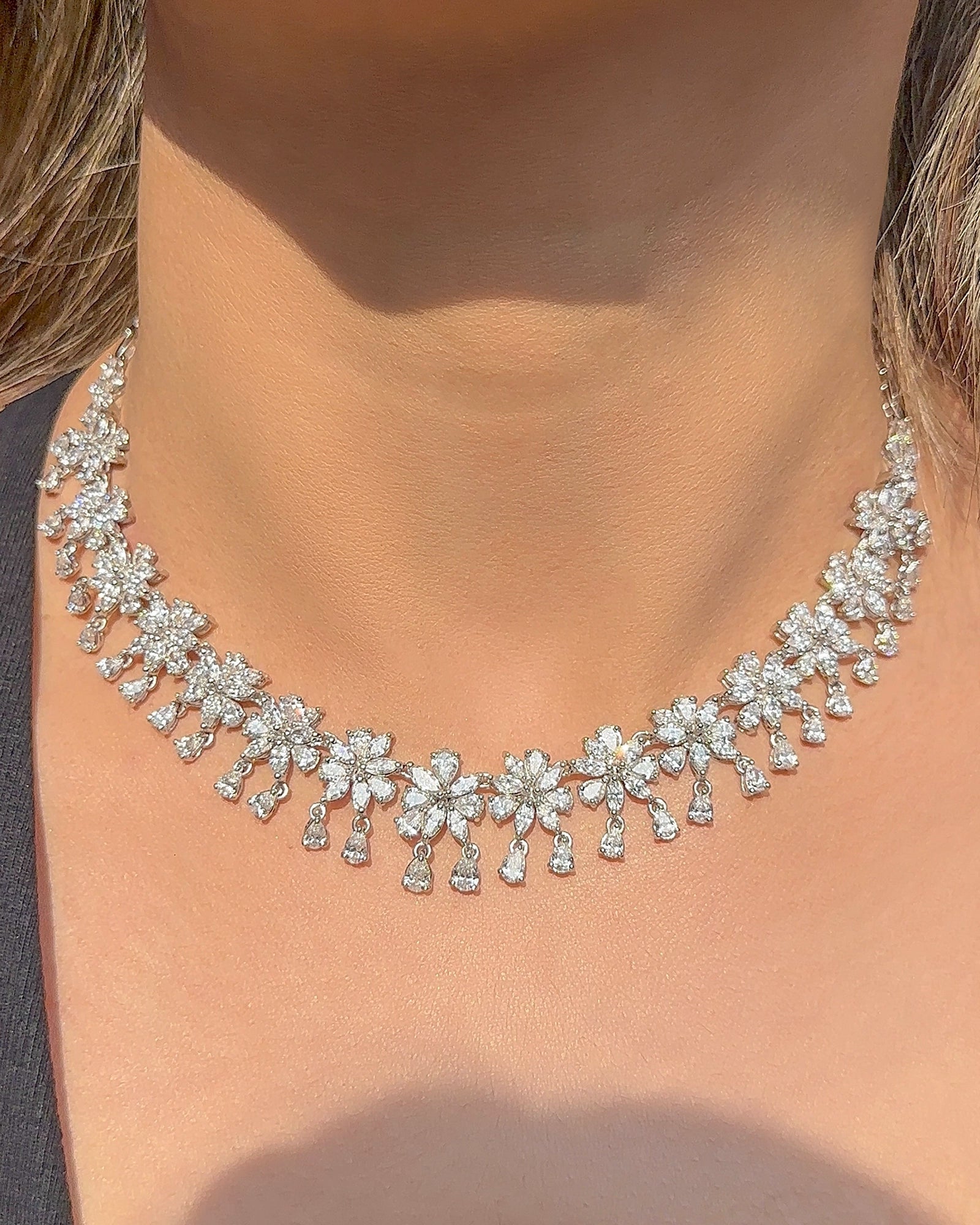 Flora Drop Necklace | AMARIS JEWELS | Fine Jewelry 