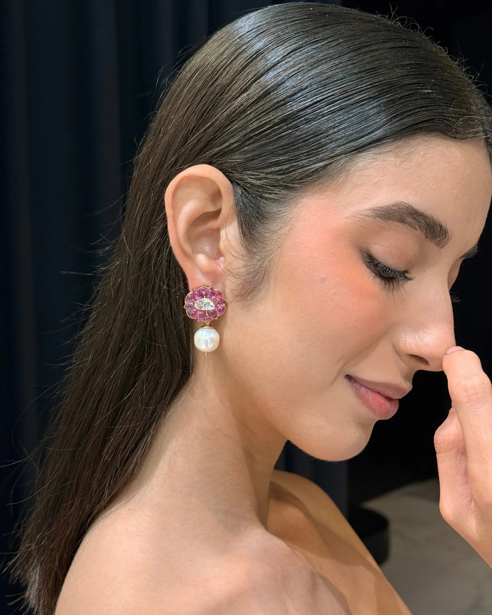 Floret Earrings (ruby) | AMARIS JEWELS | Fine Jewelry