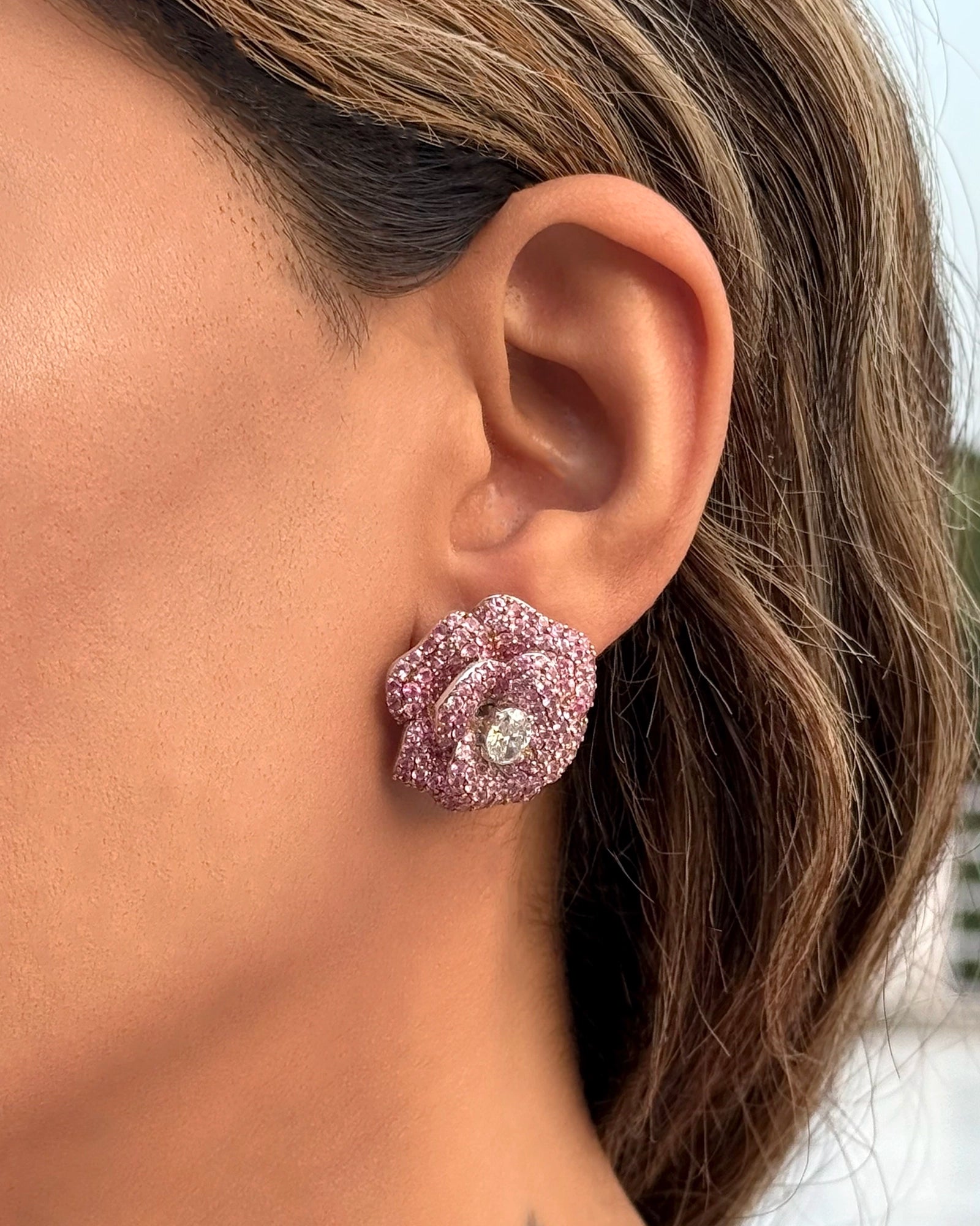 Flower Power Studs | AMARIS JEWELS | Fine Jewelry 