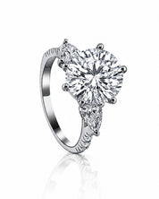 Forevermore Ring | AMARIS JEWELS | Fine Jewelry